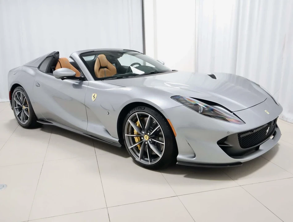 2021 Ferrari 812 GTS - Image 7 of 31