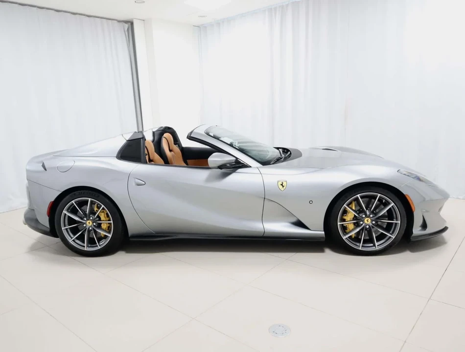 2021 Ferrari 812 GTS - Image 6 of 31