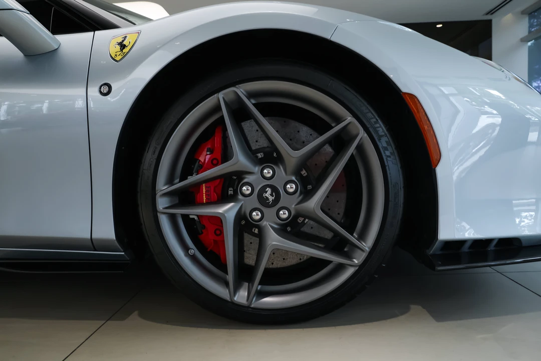 2021 Ferrari F8 Tributo - Image 9 of 31