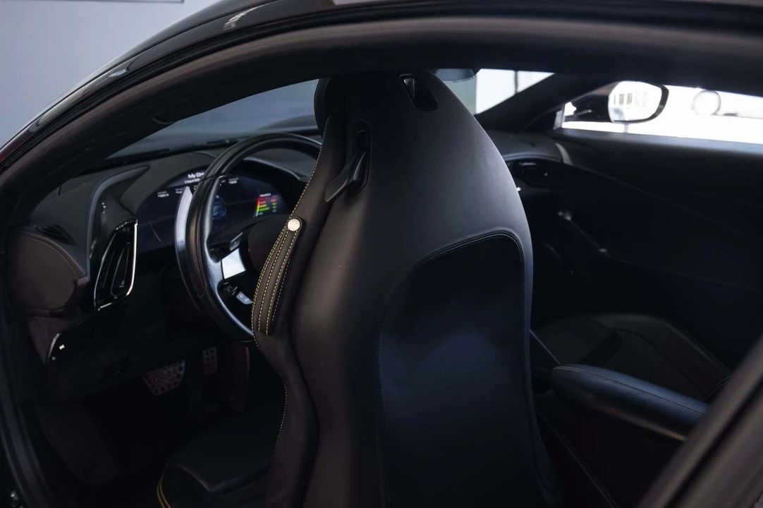 2021 Ferrari Roma - Image 25 of 31