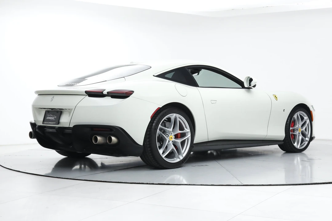 2021 Ferrari Roma - Image 3 of 31
