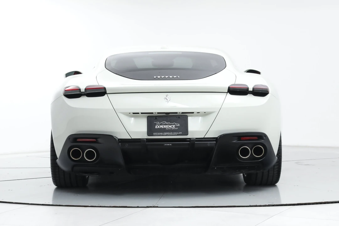 2021 Ferrari Roma - Image 8 of 31