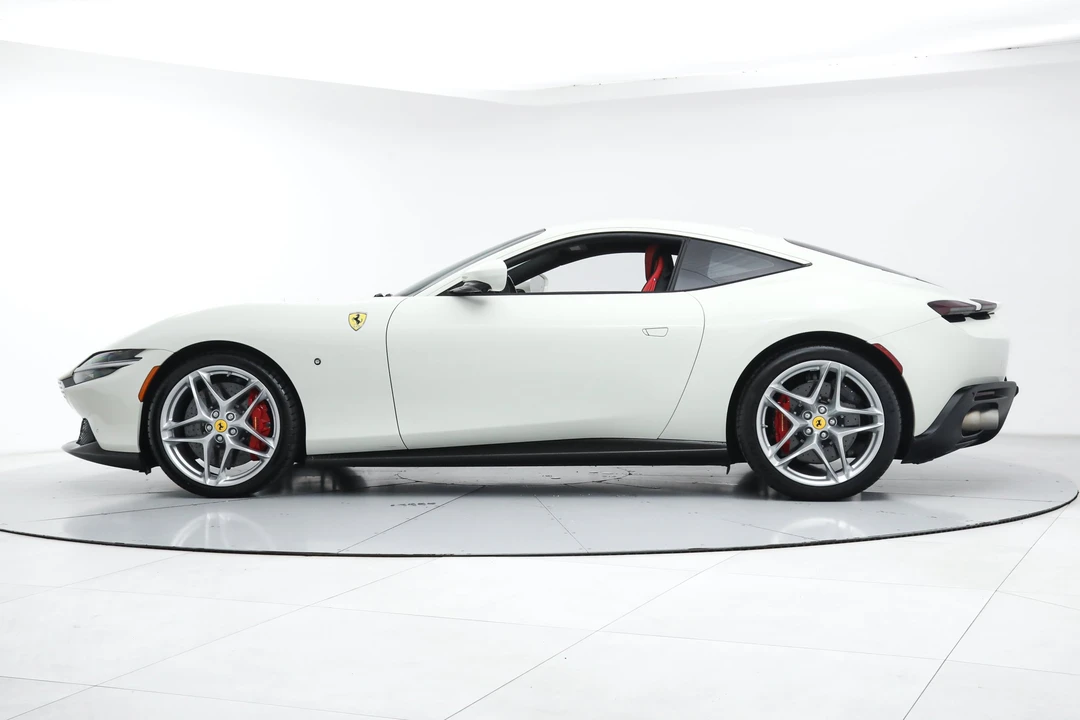 2021 Ferrari Roma - Image 4 of 31