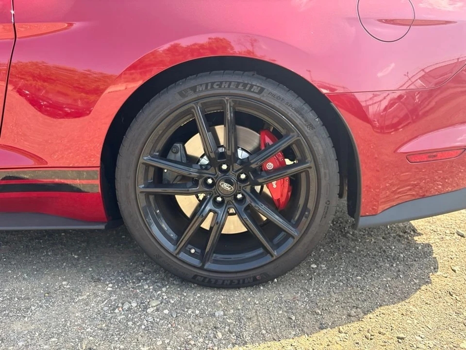 2021 Ford Mustang - Image 19 of 20