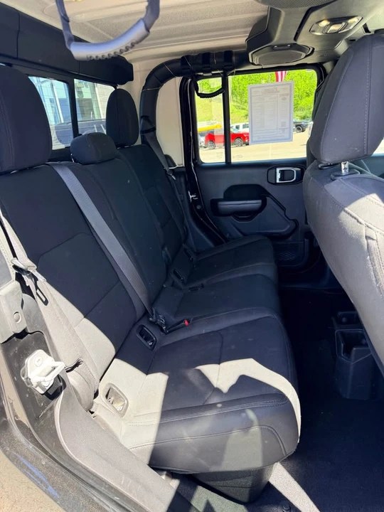 2021 Jeep JT Gladiator - Image 5 of 9