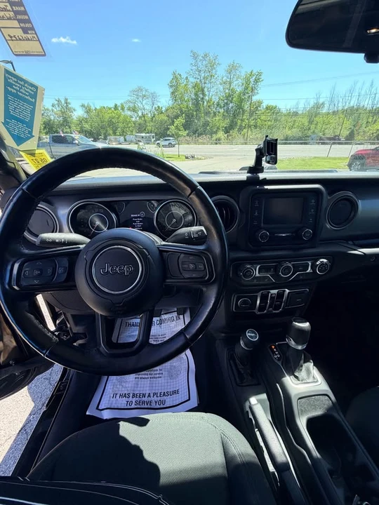 2021 Jeep JT Gladiator - Image 8 of 9