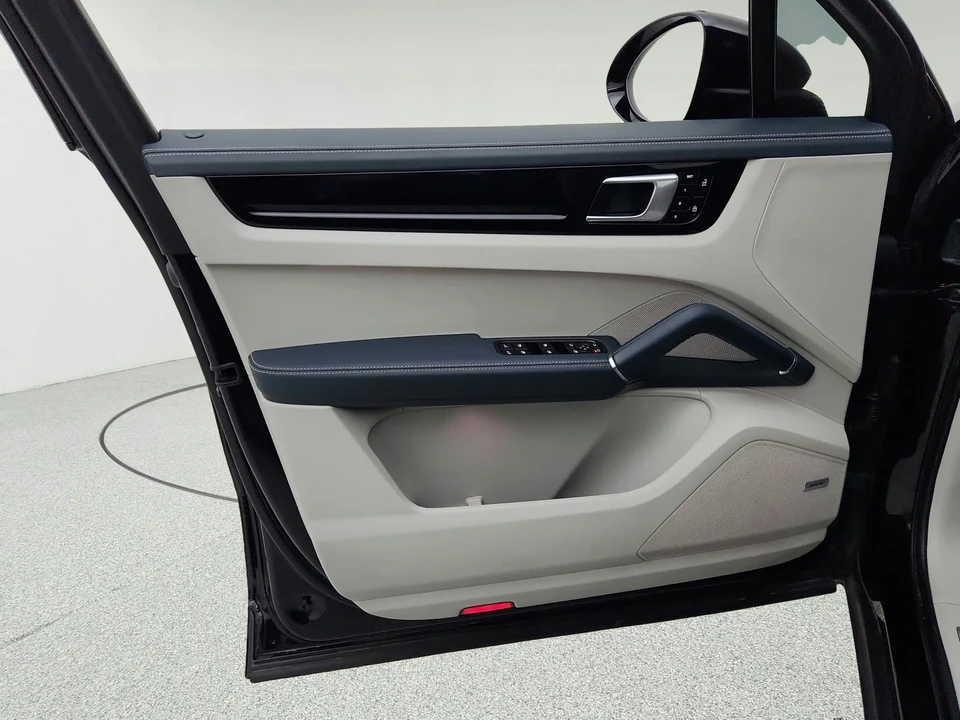 2021 Porsche 9Y0/9Y3 Cayenne - Image 24 of 30