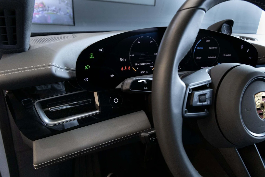 2021 Porsche Taycan Turbo S - Image 20 of 31