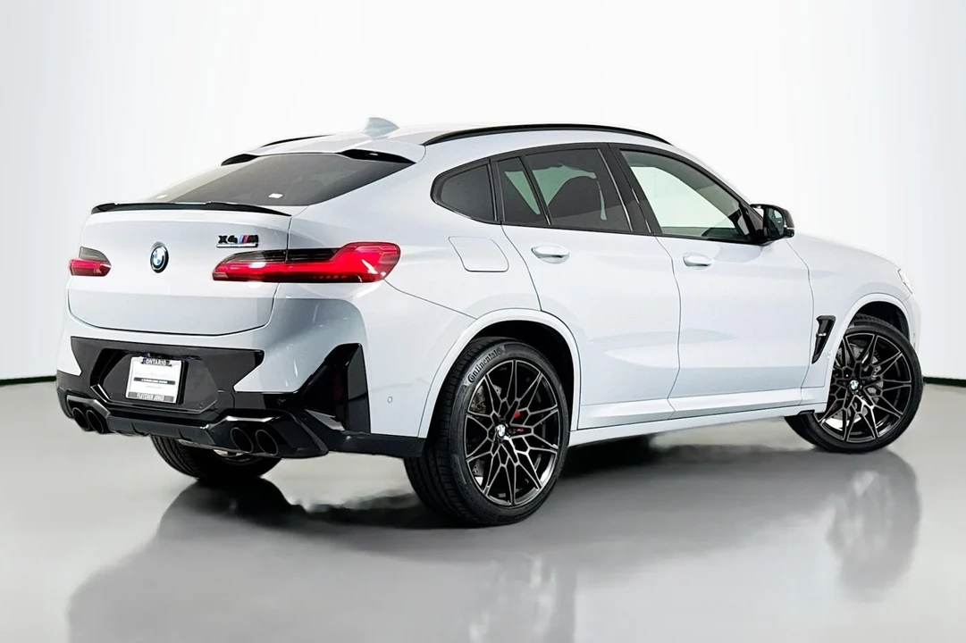 2022 BMW X4 M - Image 11 of 31