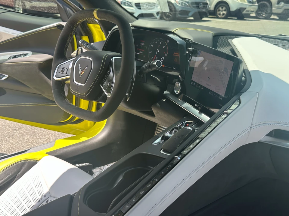2022 Chevrolet Corvette C8 - Image 18 of 31
