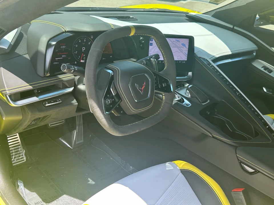 2022 Chevrolet Corvette C8 - Image 17 of 31