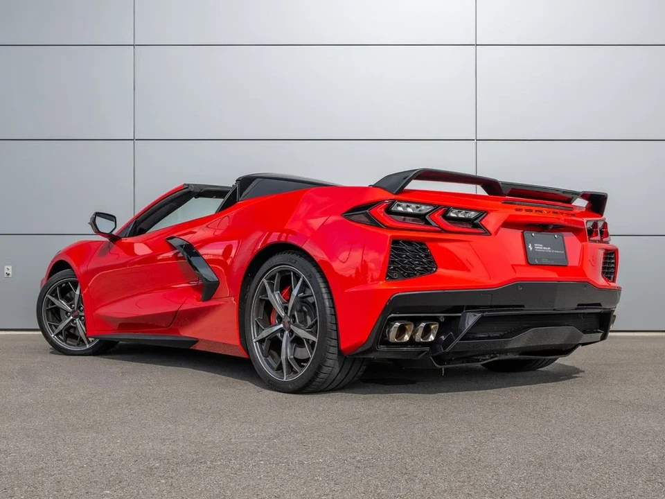 2022 Chevrolet Corvette C8 - Image 11 of 31