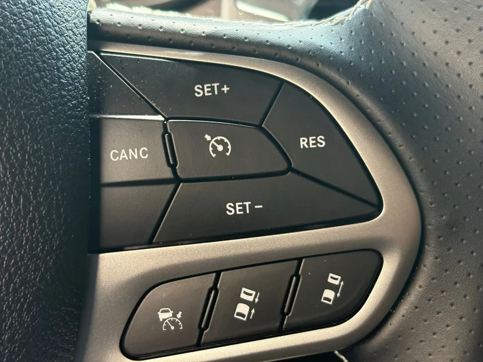 2022 Dodge Challenger SRT Hellcat 3rd Gen - Image 14 of 22