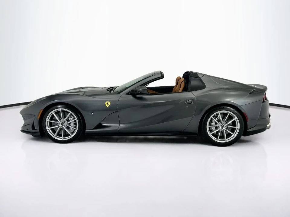 2022 Ferrari 812 GTS - Image 8 of 31