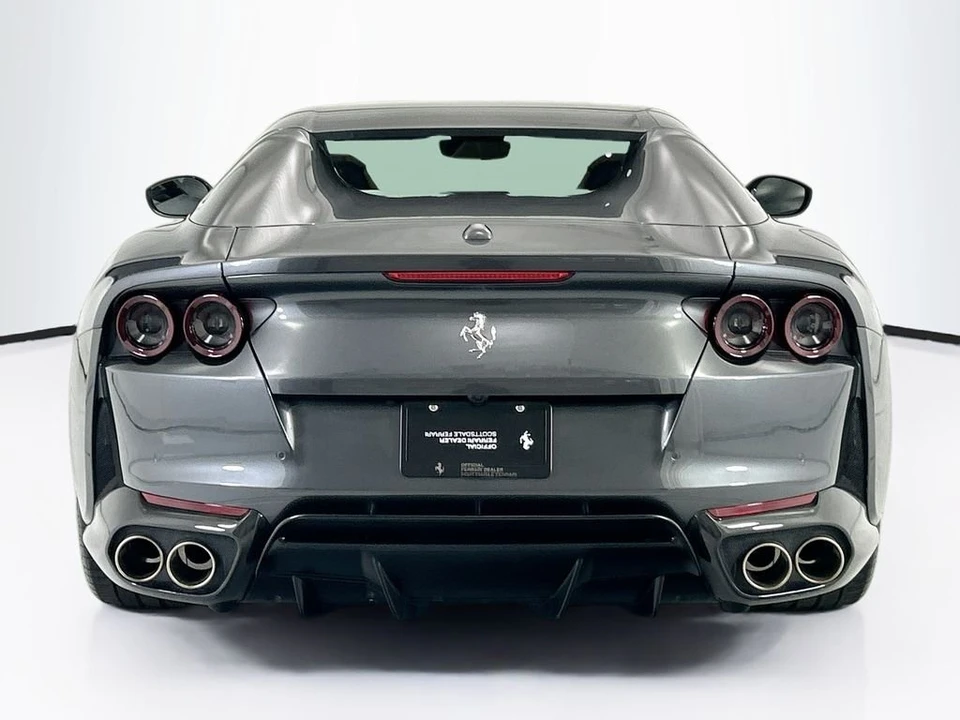 2022 Ferrari 812 GTS - Image 14 of 31
