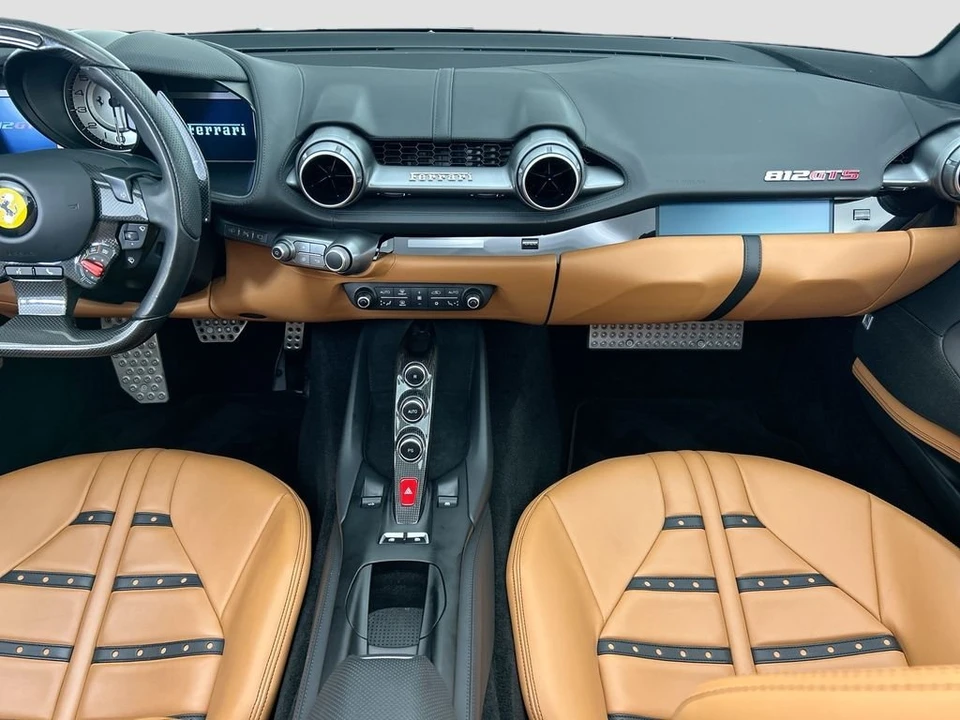 2022 Ferrari 812 GTS - Image 21 of 31