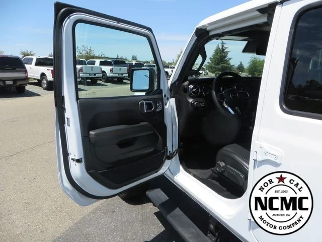 2022 Jeep JL Wrangler Rubicon 392 - Image 15 of 31