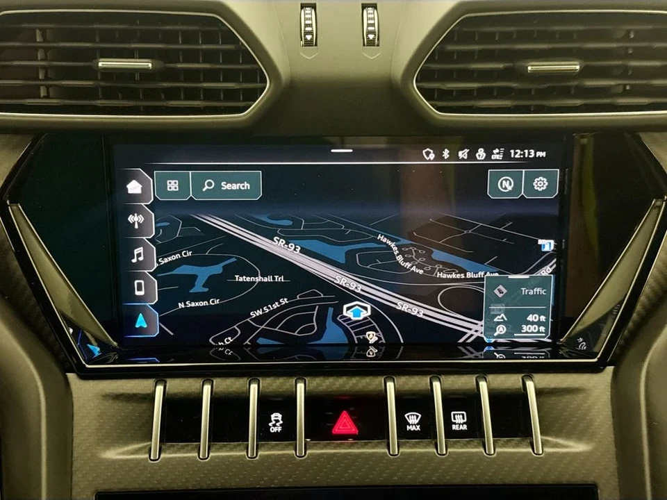 2022 Lamborghini Urus - Image 13 of 31