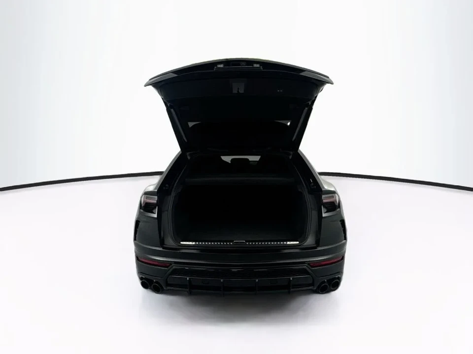 2022 Lamborghini Urus - Image 29 of 31