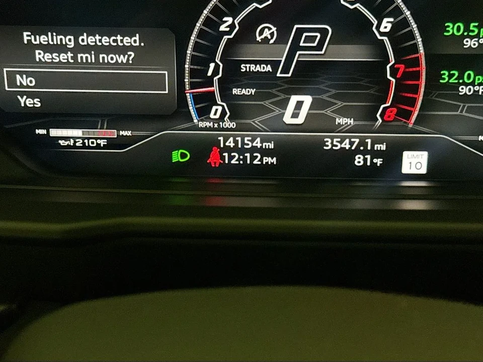 2022 Lamborghini Urus - Image 12 of 31