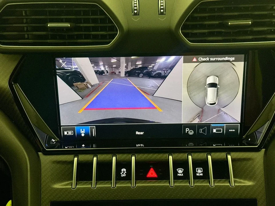 2022 Lamborghini Urus - Image 14 of 31