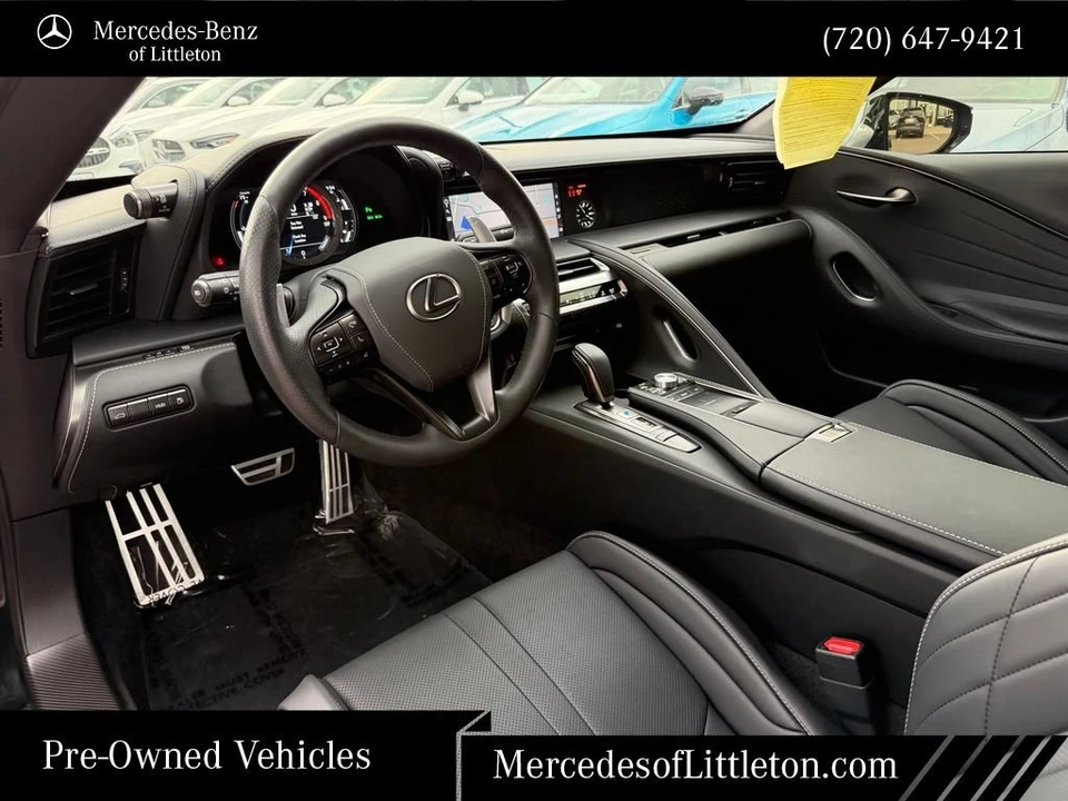 2022 Lexus LC - Image 17 of 30