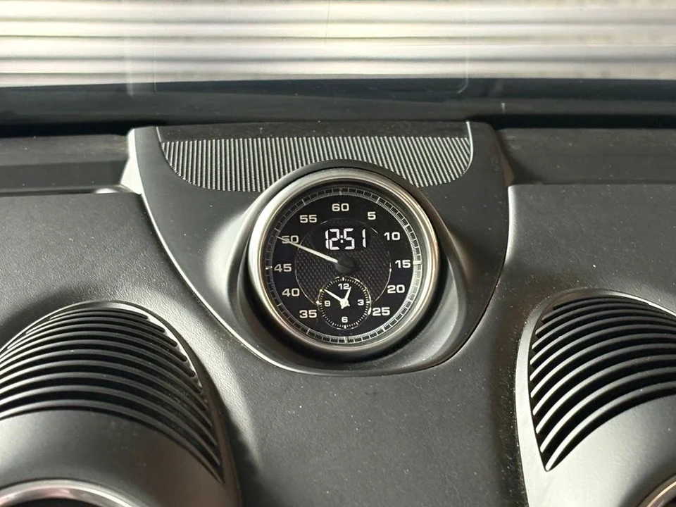 2022 Porsche - Image 24 of 31