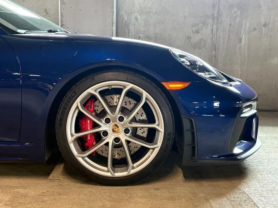 2022 Porsche - Image 13 of 31