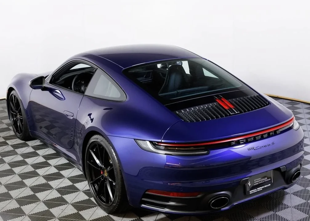2022 Porsche 992 Carrera - Image 9 of 31