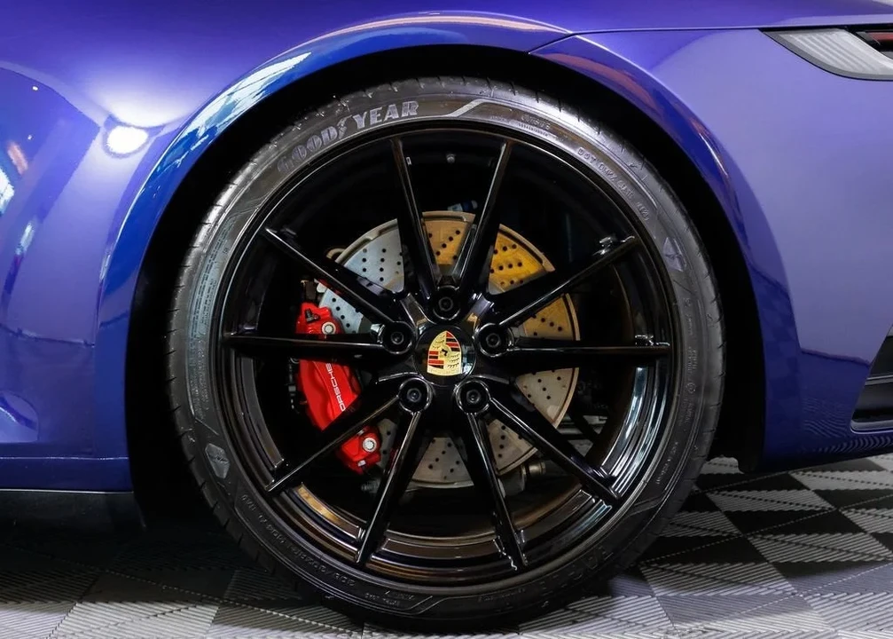 2022 Porsche 992 Carrera - Image 6 of 31