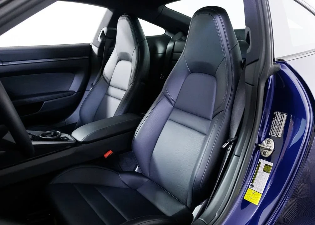 2022 Porsche 992 Carrera - Image 29 of 31