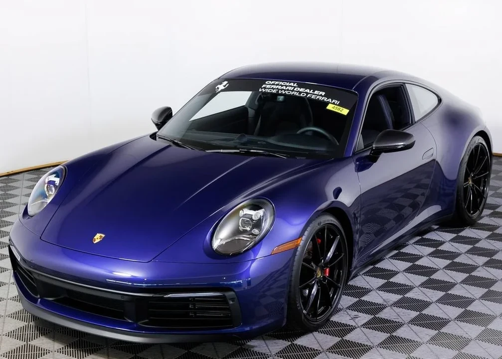 2022 Porsche 992 Carrera - Image 13 of 31