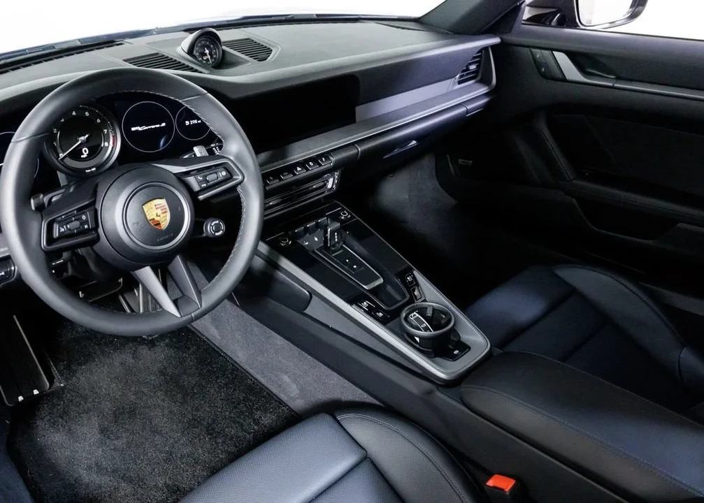 2022 Porsche 992 Carrera - Image 24 of 31