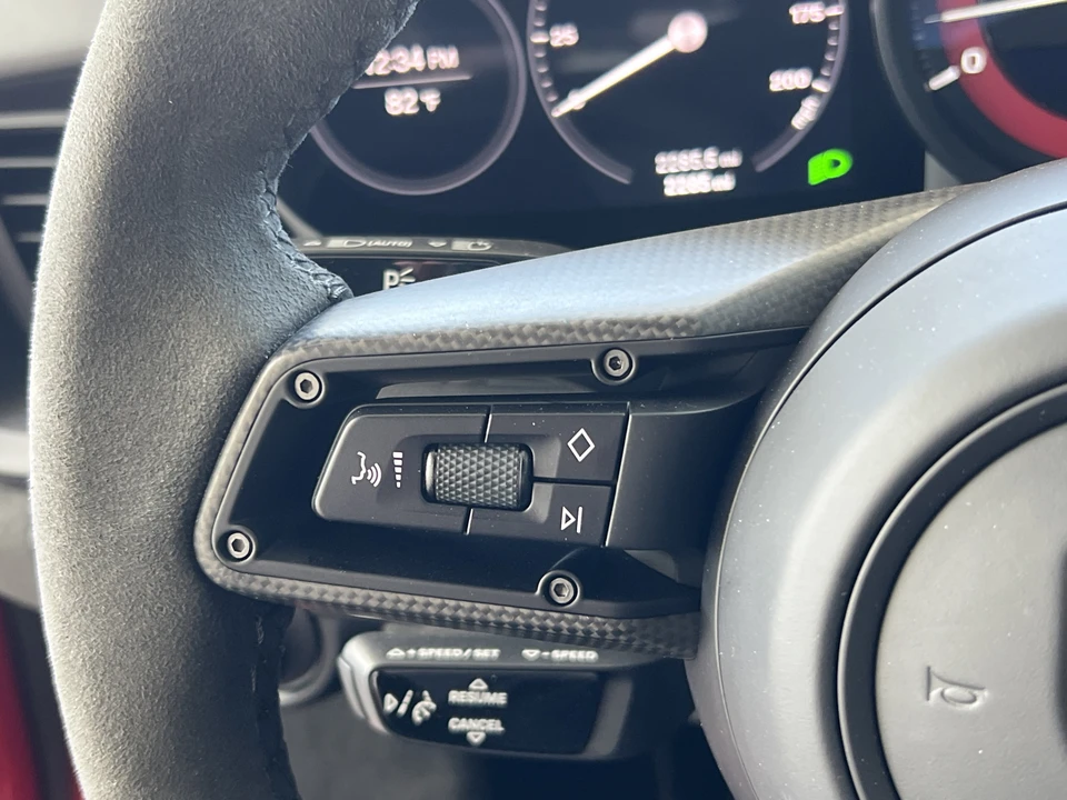 2022 Porsche 992 Carrera 4S - Image 19 of 31