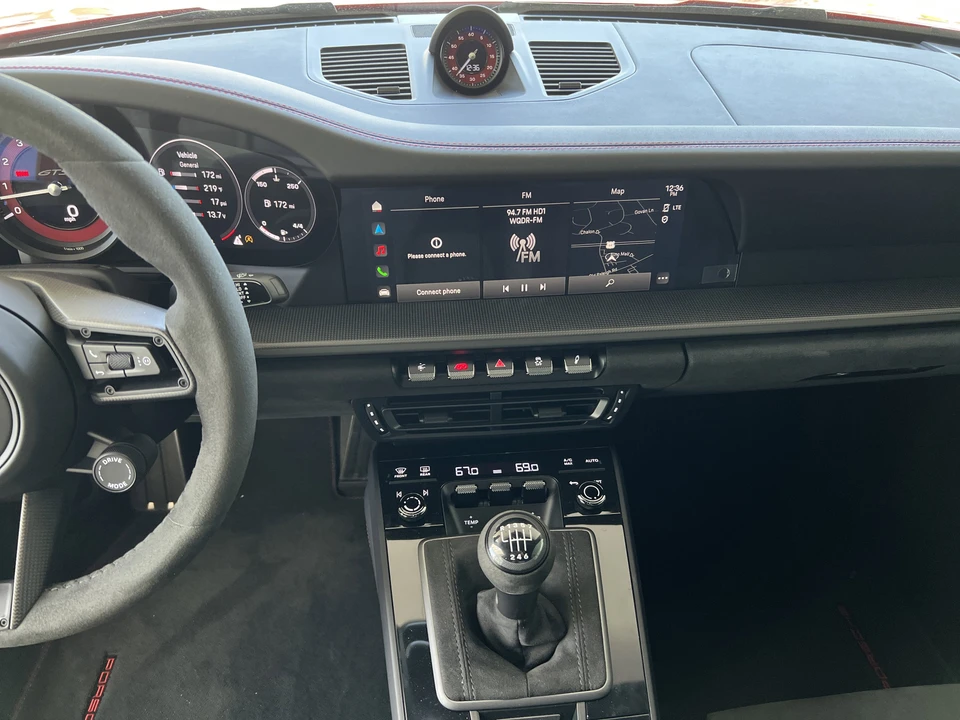 2022 Porsche 992 Carrera 4S - Image 30 of 31