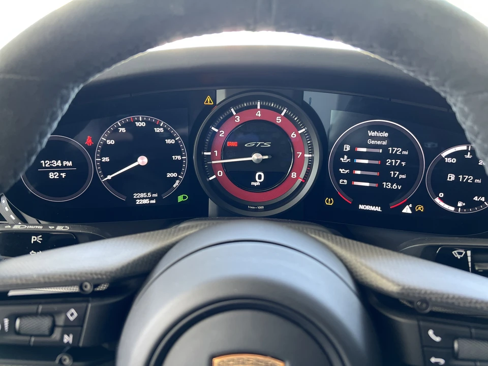 2022 Porsche 992 Carrera 4S - Image 21 of 31