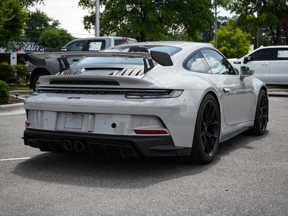 2022 Porsche 992 GT3 - Image 10 of 31