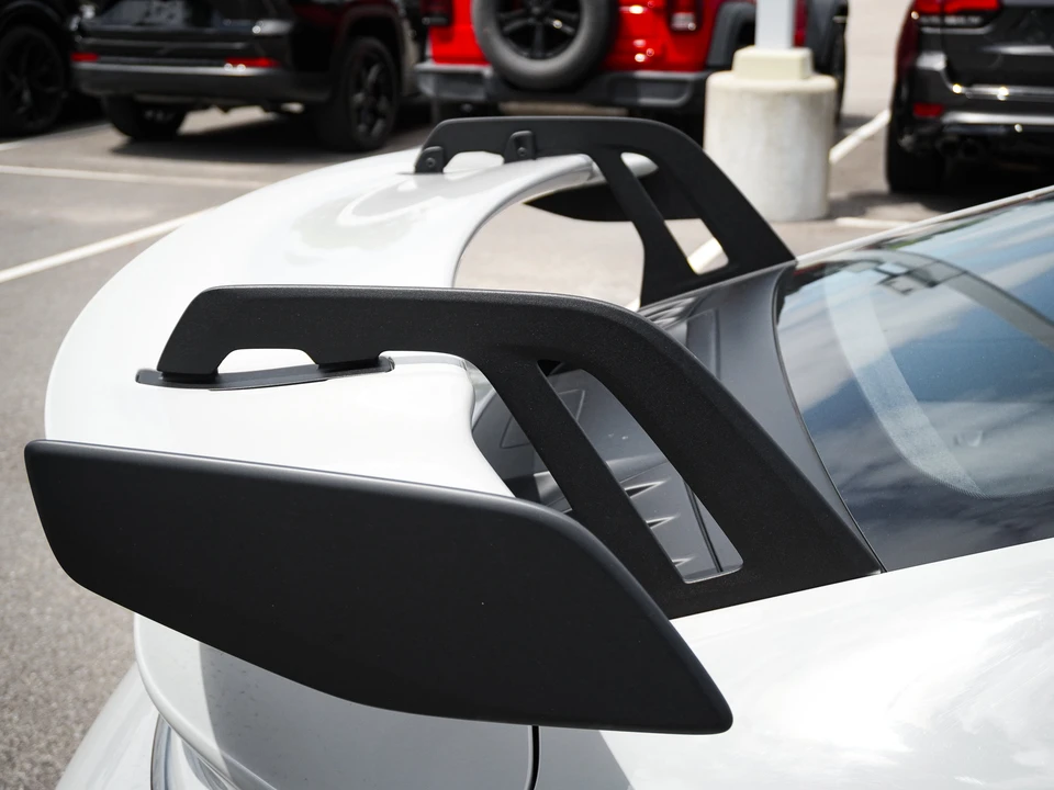 2022 Porsche 992 GT3 - Image 12 of 31