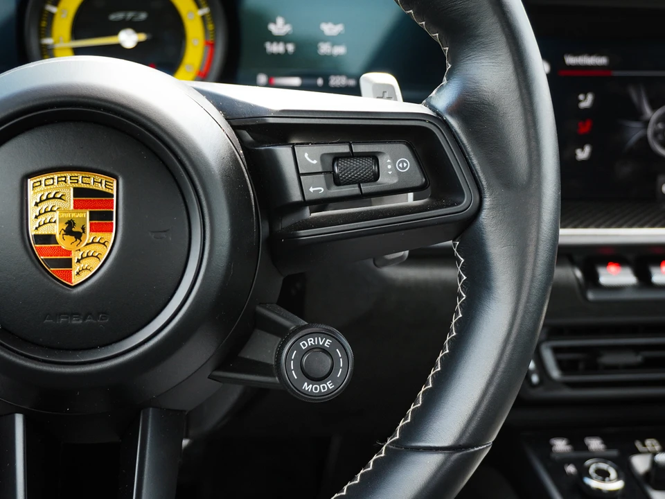 2022 Porsche 992 GT3 - Image 23 of 31