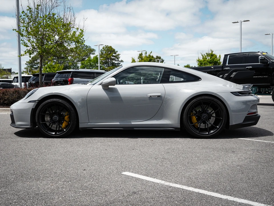 2022 Porsche 992 GT3 - Image 7 of 31