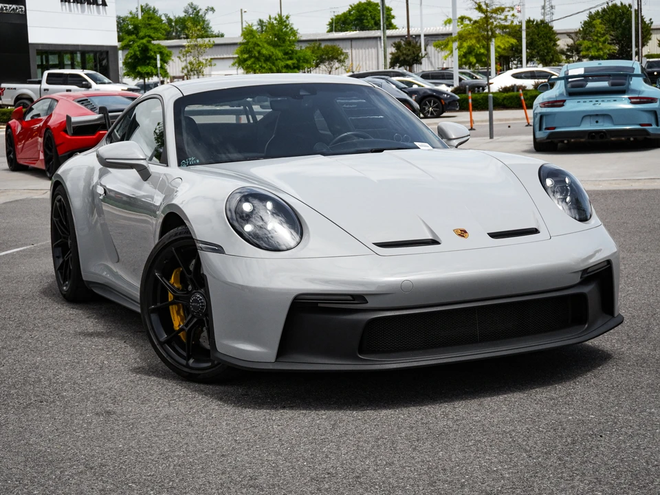 2022 Porsche 992 GT3 - Image 2 of 31