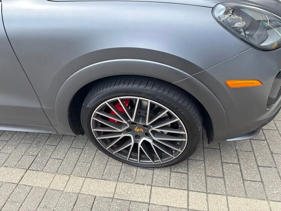2022 Porsche 9Y0/9Y3 Cayenne Coupe - Image 9 of 22