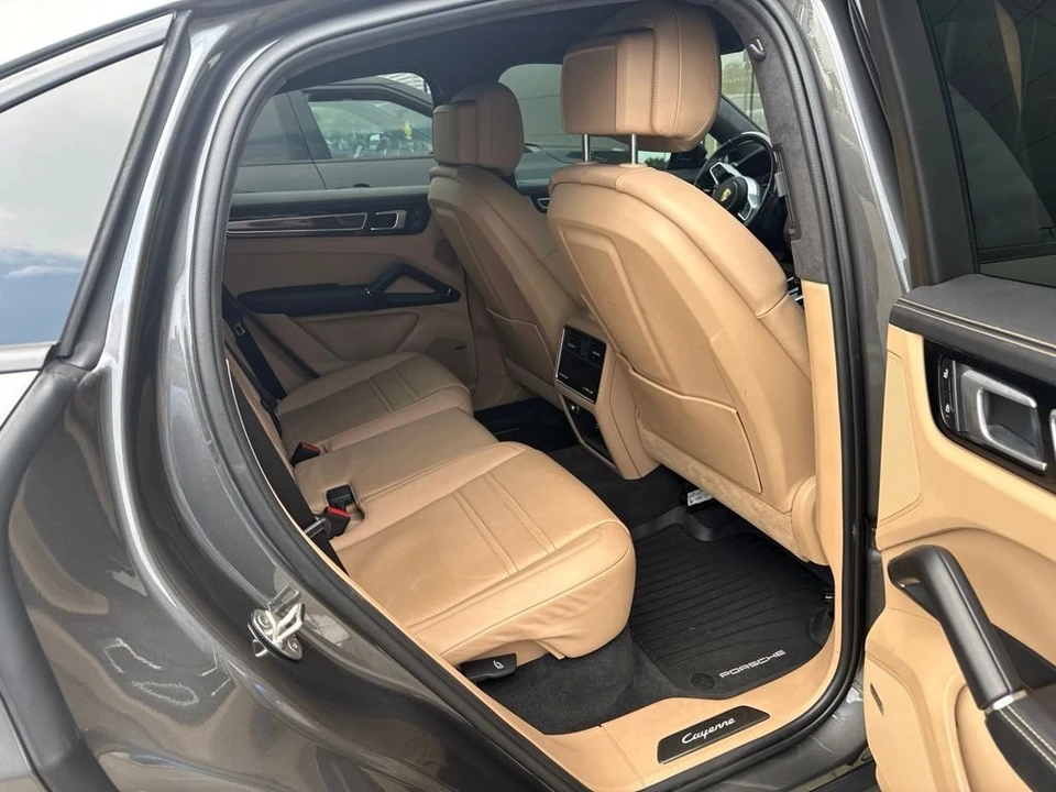 2022 Porsche 9Y0/9Y3 Cayenne Coupe - Image 19 of 22