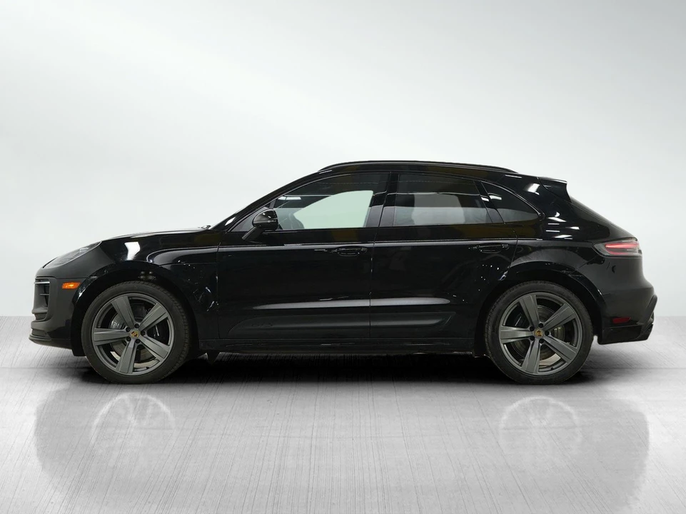 2022 Porsche Macan GTS - Image 2 of 31