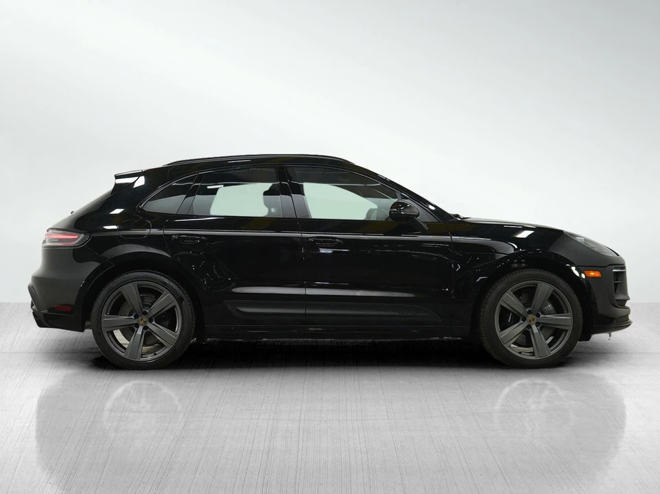 2022 Porsche Macan GTS - Image 6 of 31