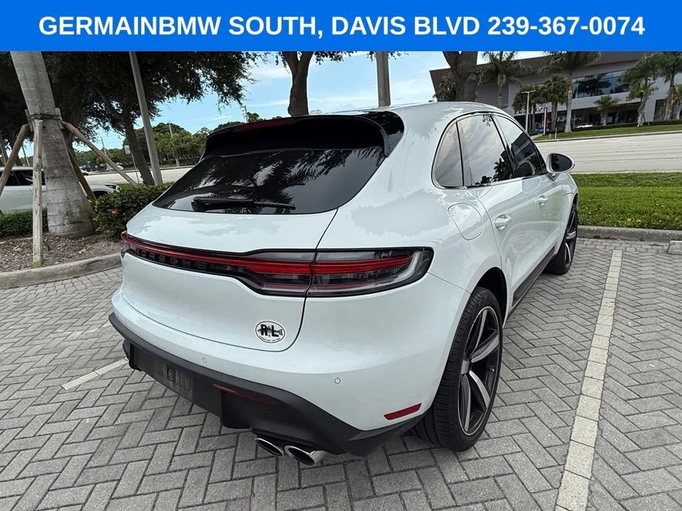 2022 Porsche Macan S - Image 8 of 26