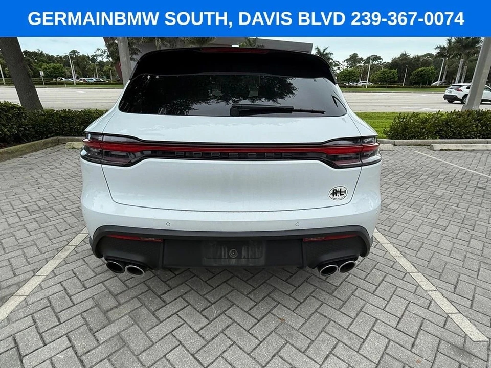 2022 Porsche Macan S - Image 7 of 26
