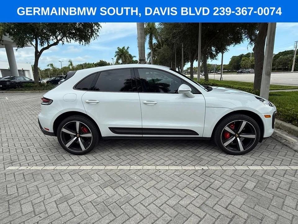 2022 Porsche Macan S - Image 10 of 26