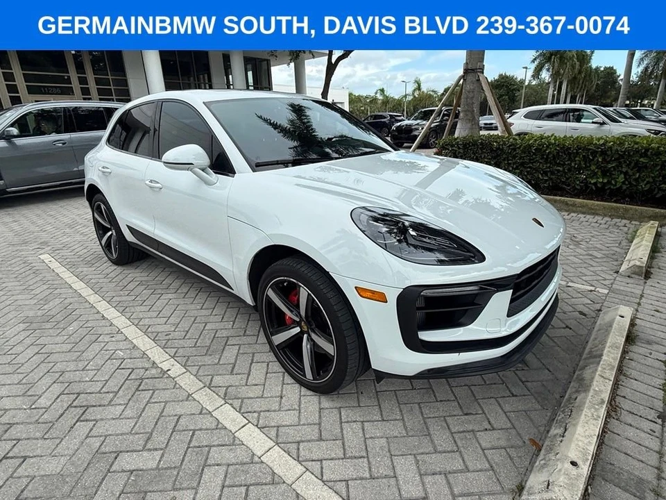 2022 Porsche Macan S - Image 12 of 26