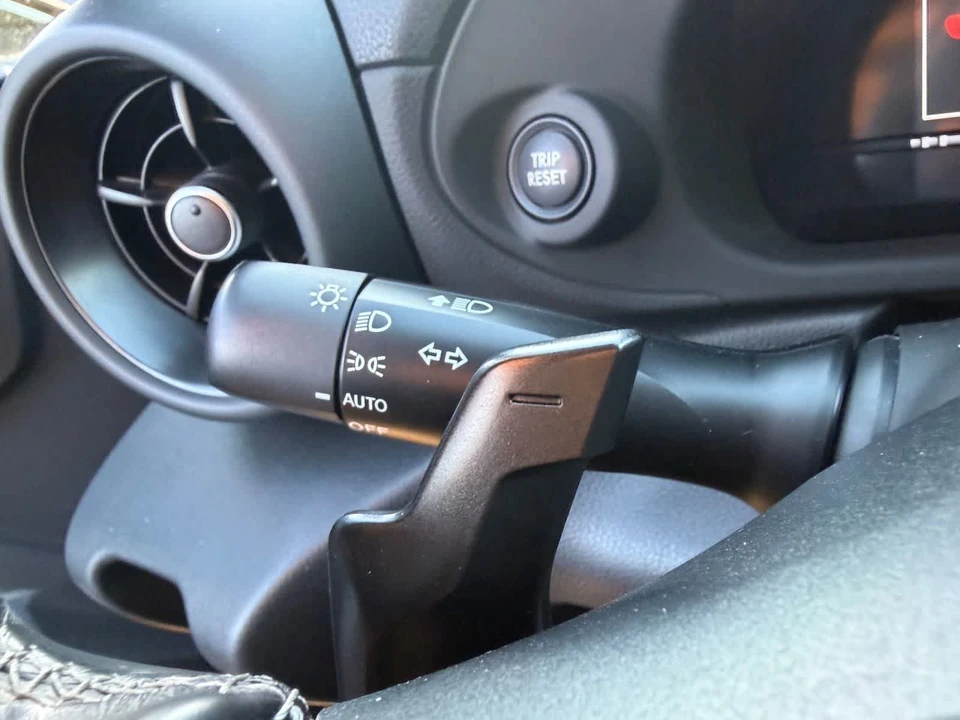 2022 Toyota GR86 2nd Gen - Image 13 of 31